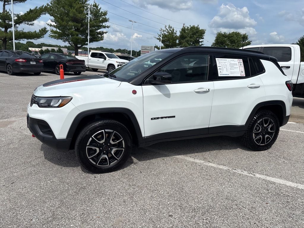 2025 Jeep Compass Trailhawk