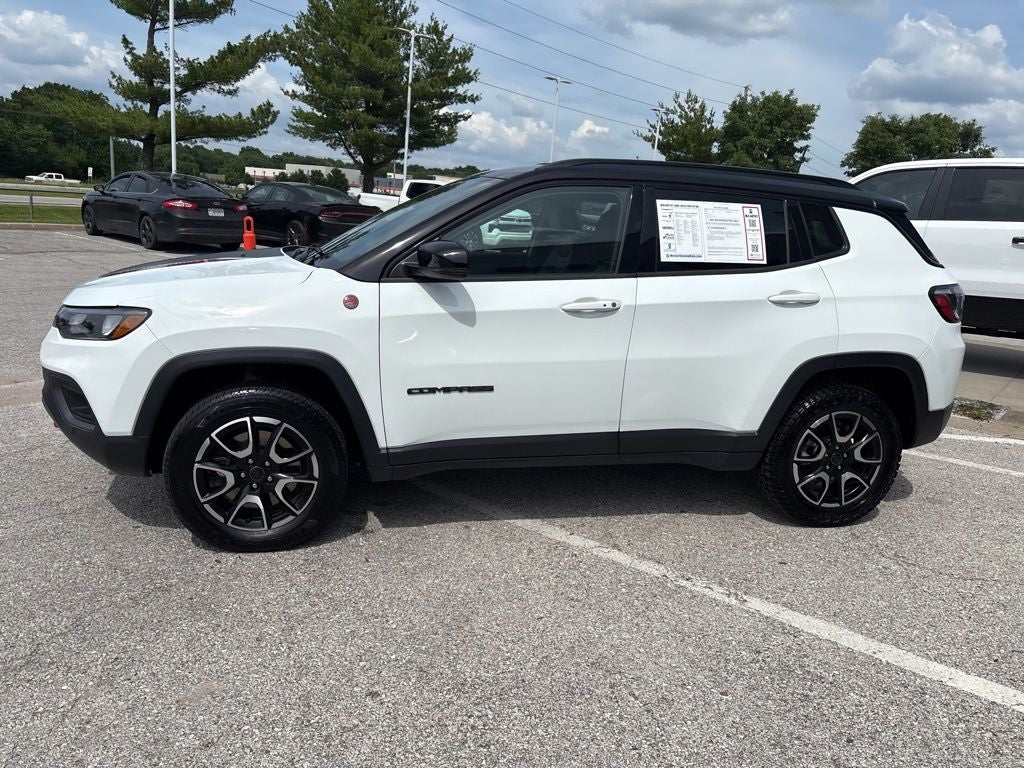 2025 Jeep Compass Trailhawk