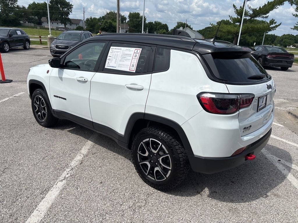2025 Jeep Compass Trailhawk