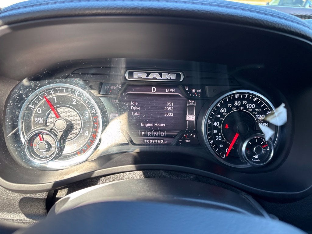 2023 RAM 3500 Laramie Crew Cab 4x4 8' Box