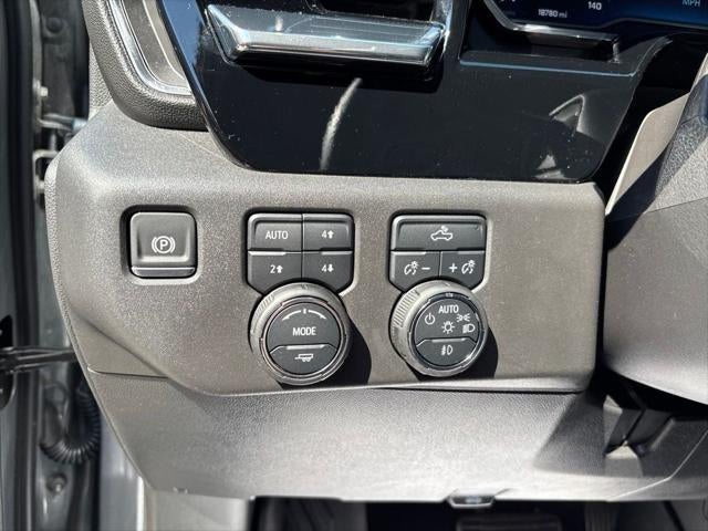2025 Chevrolet Silverado 1500 4WD Crew Cab Short Bed LT Trail Boss