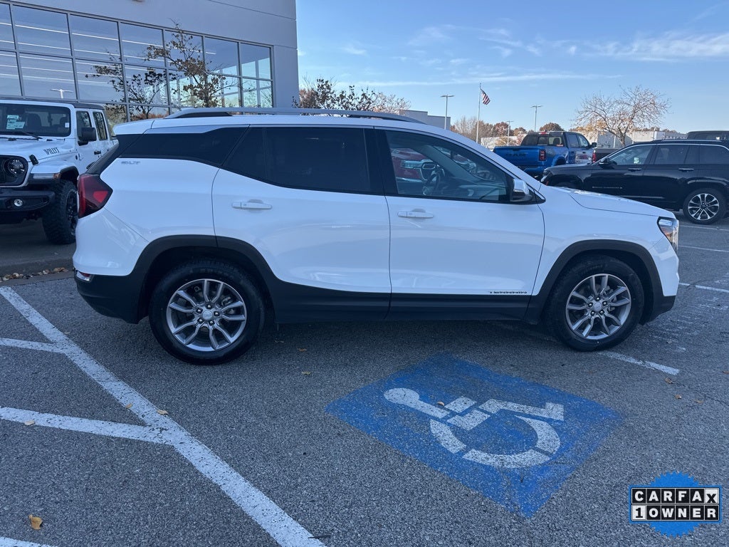 2024 GMC Terrain SLT