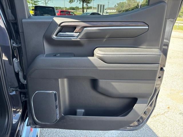 2024 GMC Sierra 1500 4WD Crew Cab Short Box SLT