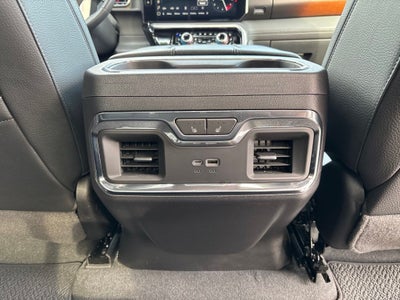 2023 GMC Sierra 1500 4WD Crew Cab Short Box Denali