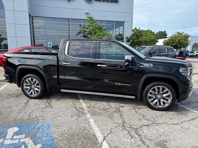 2023 GMC Sierra 1500 4WD Crew Cab Short Box Denali