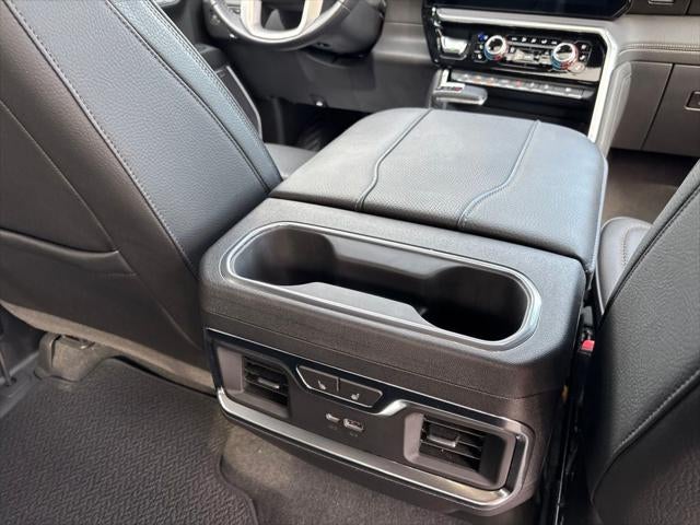 2023 GMC Sierra 1500 4WD Crew Cab Short Box Denali