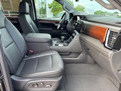 2023 GMC Sierra 1500 4WD Crew Cab Short Box Denali