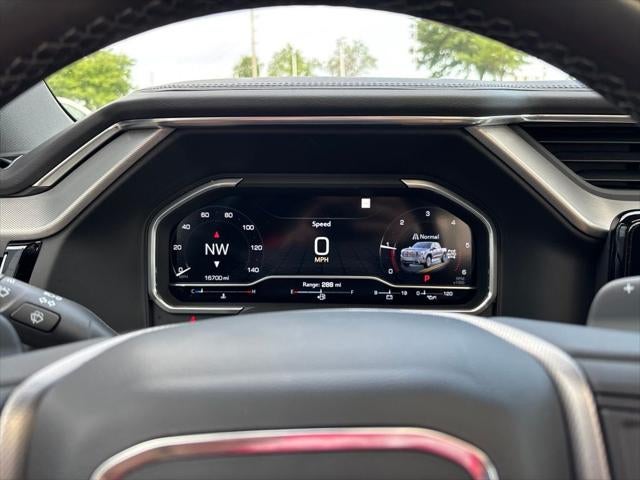 2023 GMC Sierra 1500 4WD Crew Cab Short Box Denali