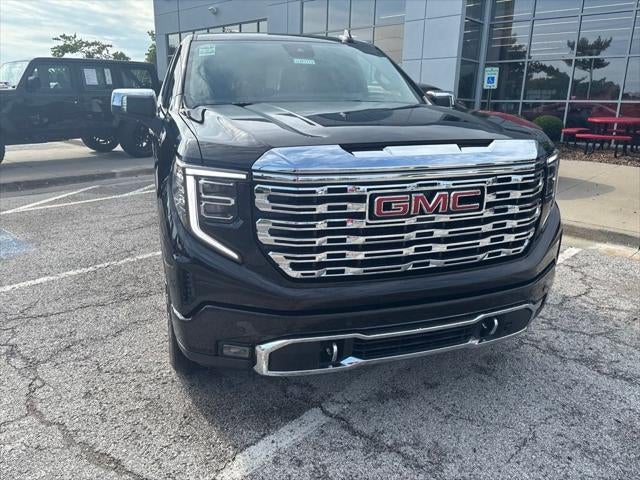 2023 GMC Sierra 1500 4WD Crew Cab Short Box Denali