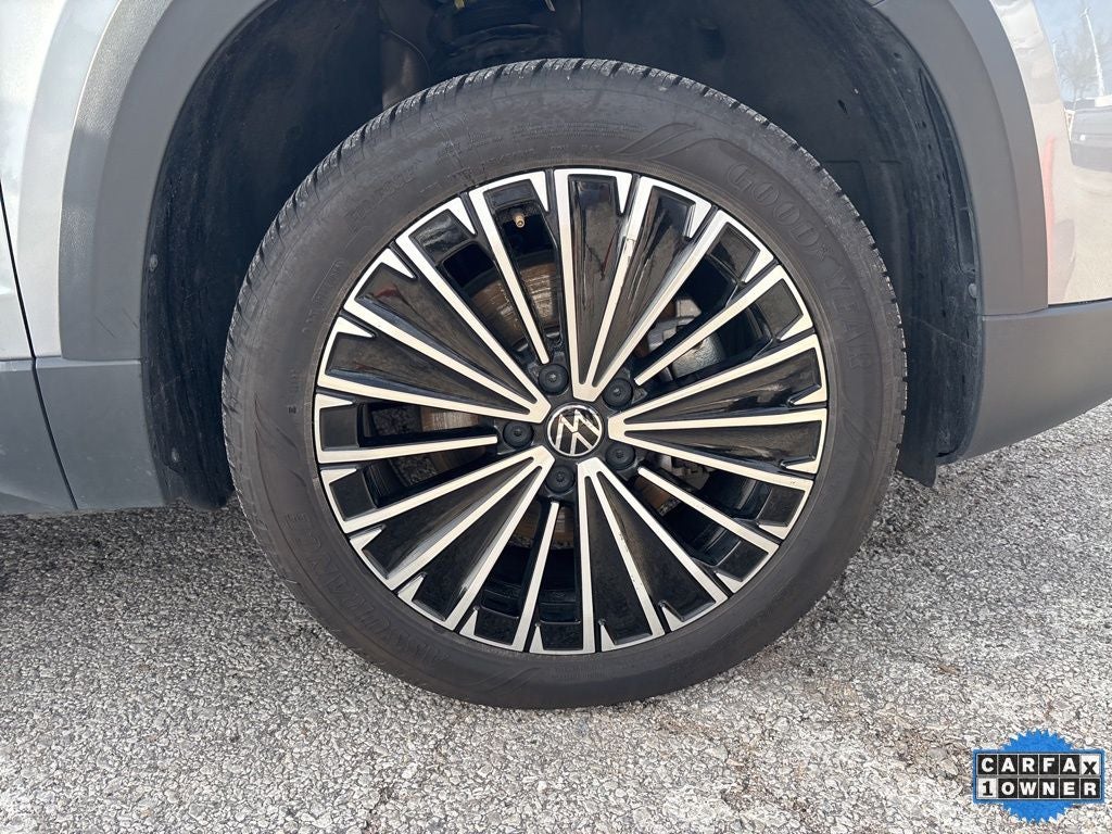 2025 Volkswagen Taos 1.5T SE