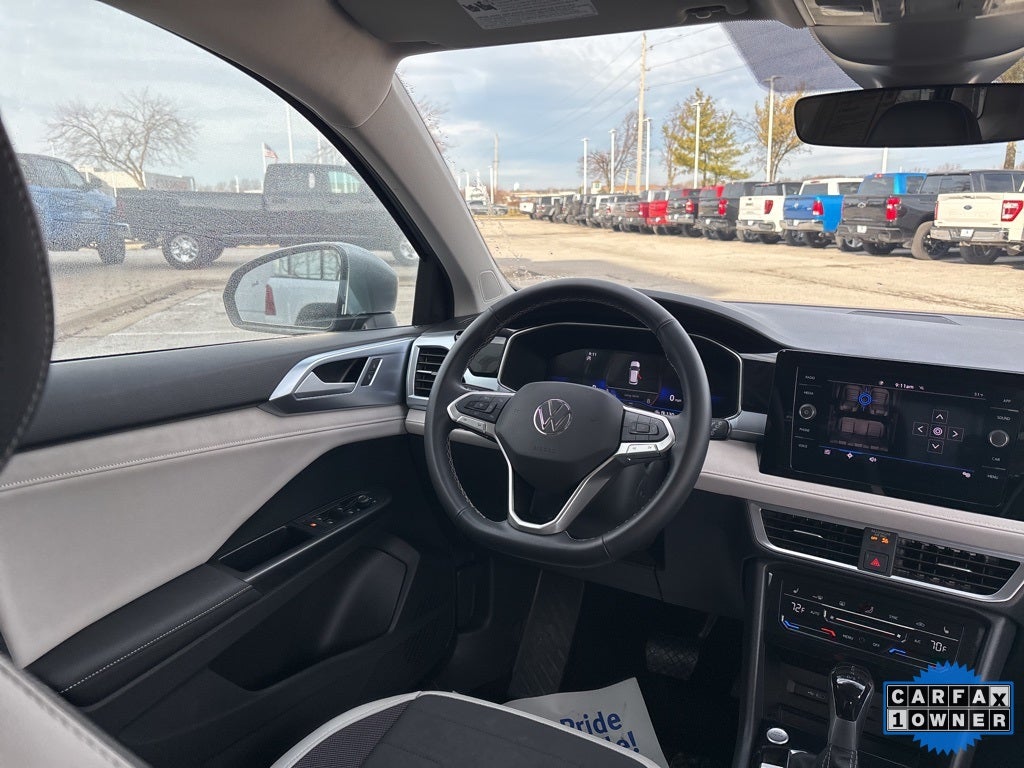 2025 Volkswagen Taos 1.5T SE