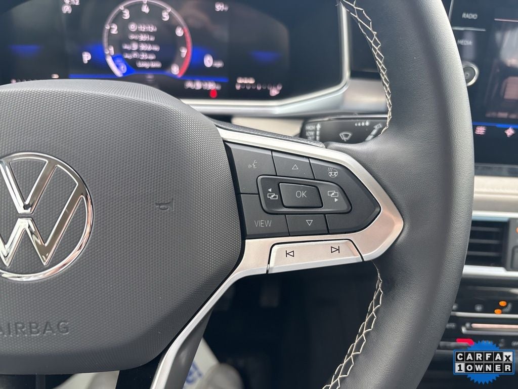 2025 Volkswagen Taos 1.5T SE