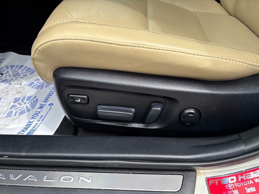 2013 Toyota Avalon Limited