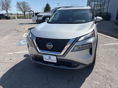2022 Nissan Rogue SL