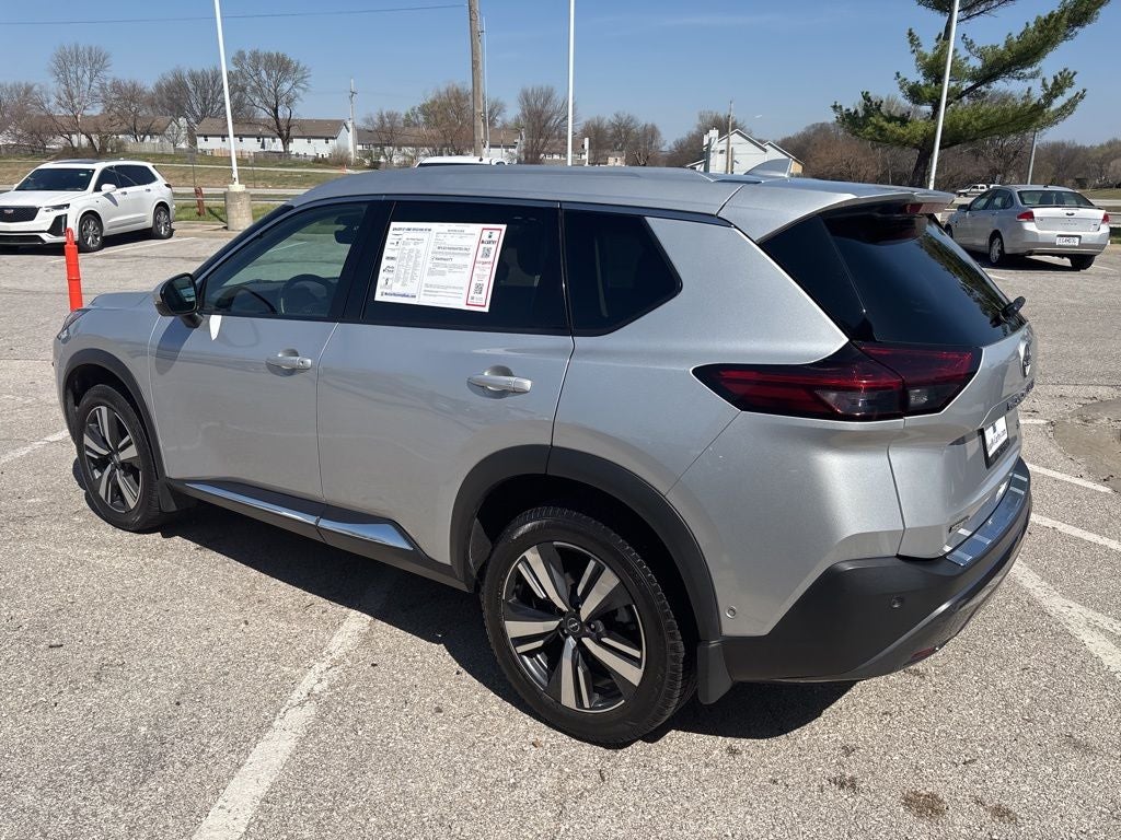 2022 Nissan Rogue SL