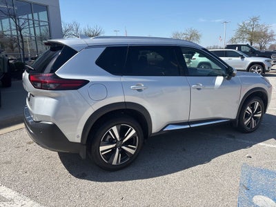 2022 Nissan Rogue SL