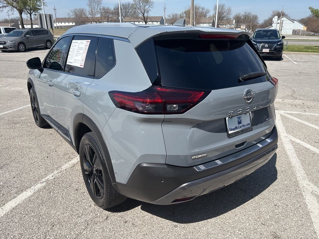 2022 Nissan Rogue SL