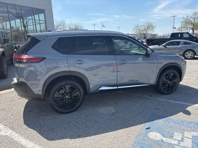 2022 Nissan Rogue SL