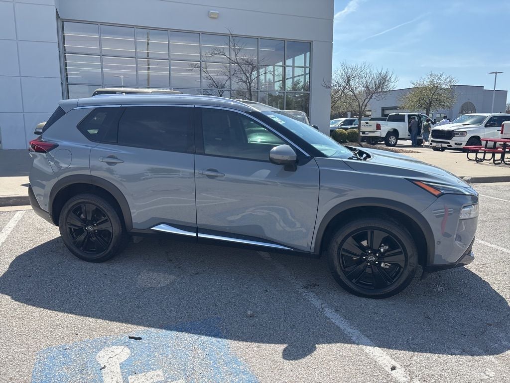 2022 Nissan Rogue SL