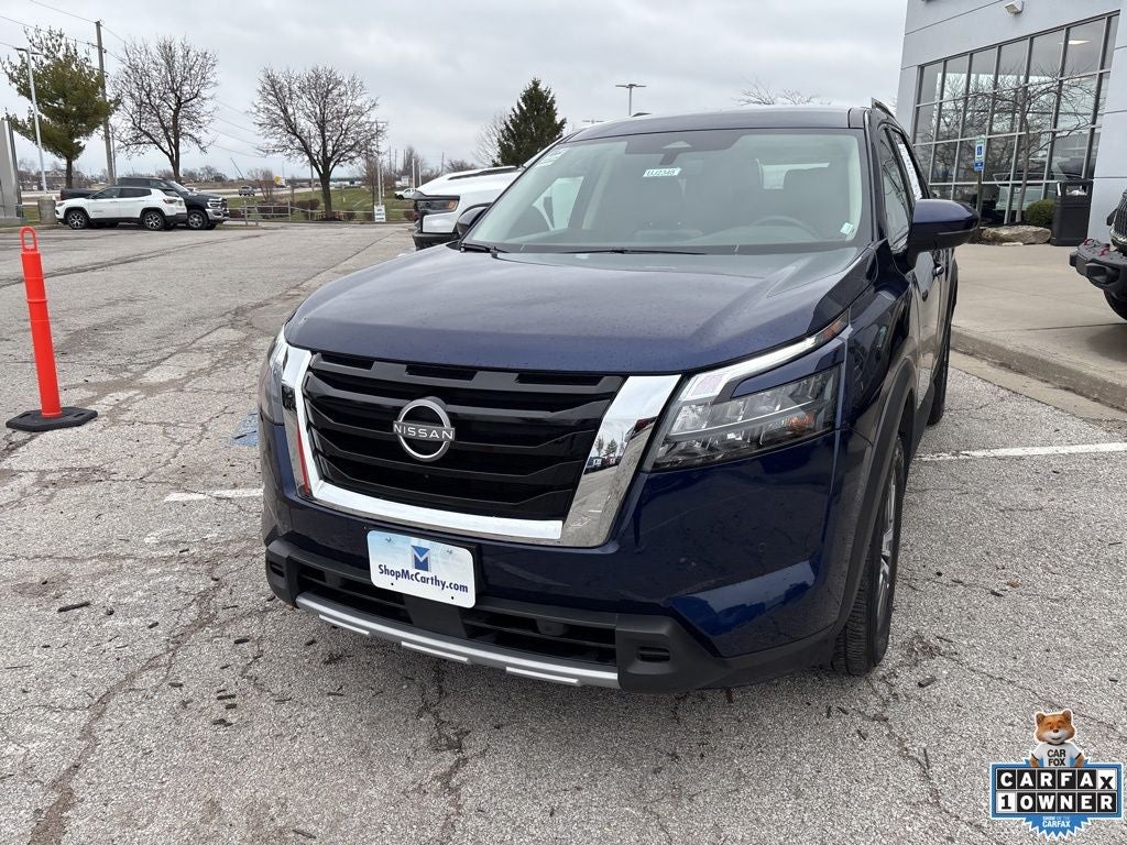 2025 Nissan Pathfinder SL