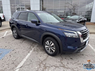 2025 Nissan Pathfinder SL