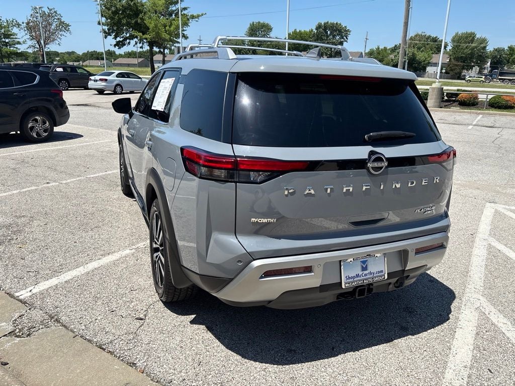 2023 Nissan Pathfinder Platinum