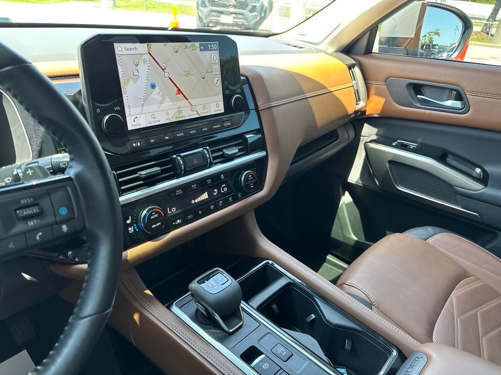 2023 Nissan Pathfinder Platinum