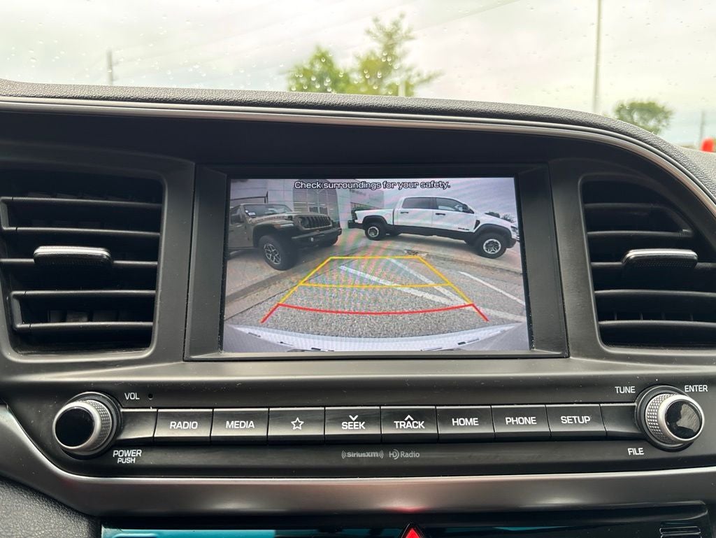 2020 Hyundai ELANTRA SEL
