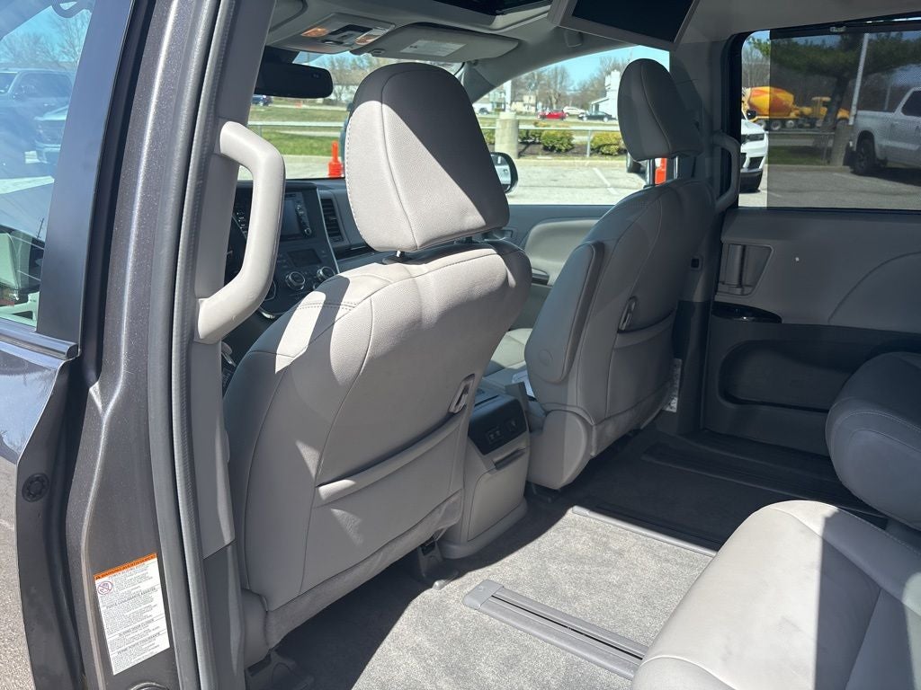 2018 Toyota Sienna XLE Premium 7 Passenger