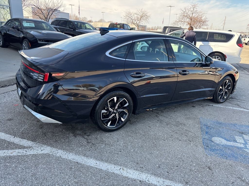 2025 Hyundai SONATA SEL