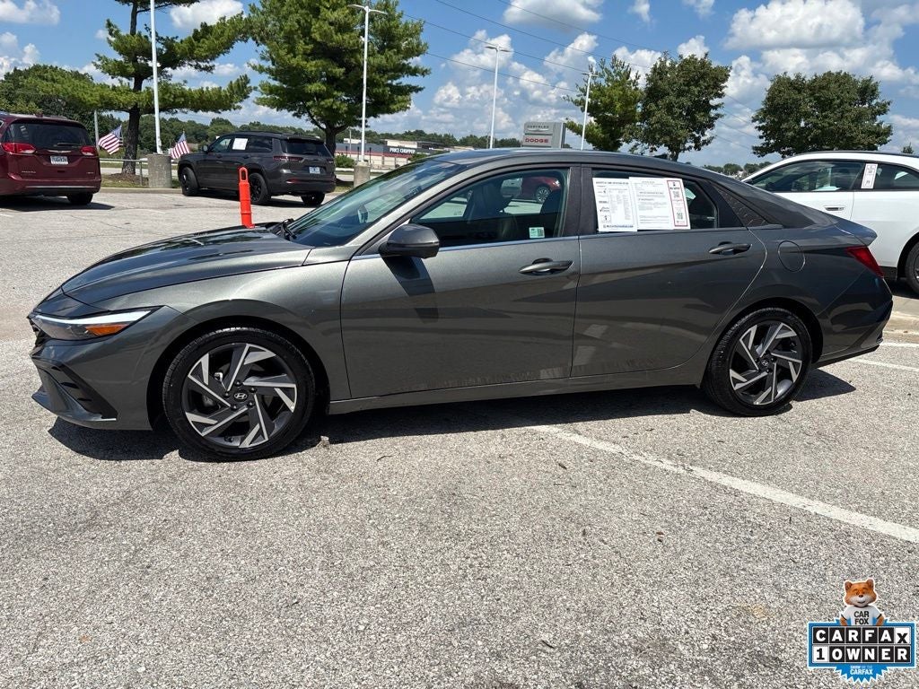 2024 Hyundai ELANTRA Limited