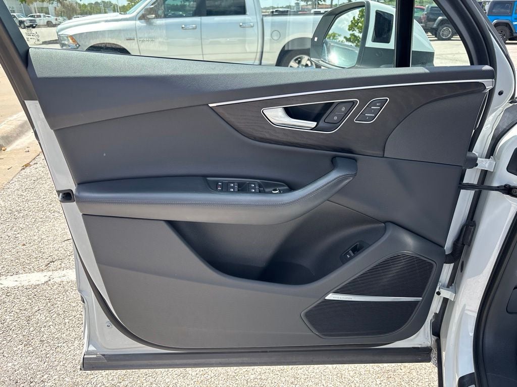 2022 Audi Q7 Prestige 55 TFSI quattro Tiptronic