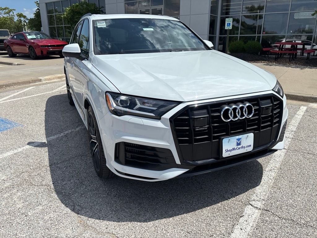 2022 Audi Q7 Prestige 55 TFSI quattro Tiptronic