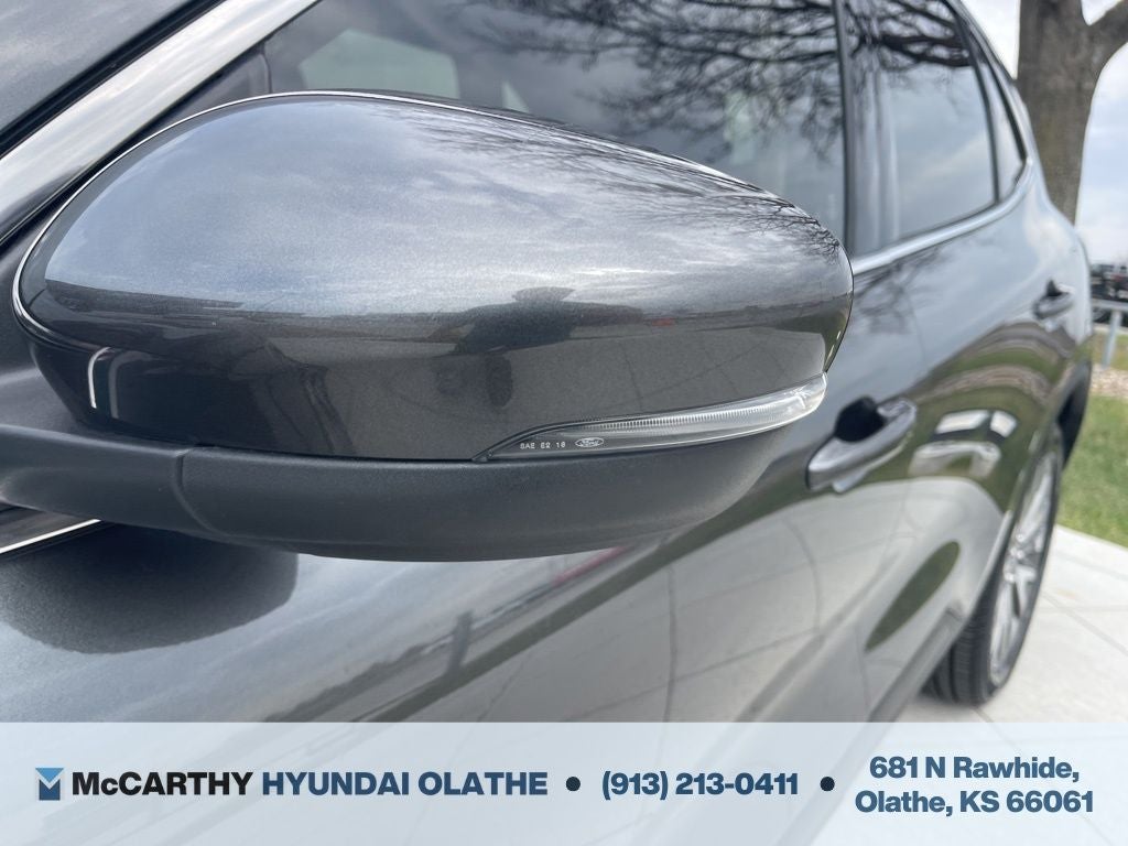 2020 Ford Escape Hybrid Titanium