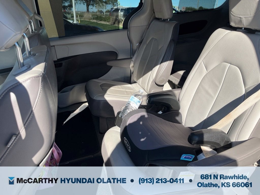 2017 Chrysler Pacifica Touring L