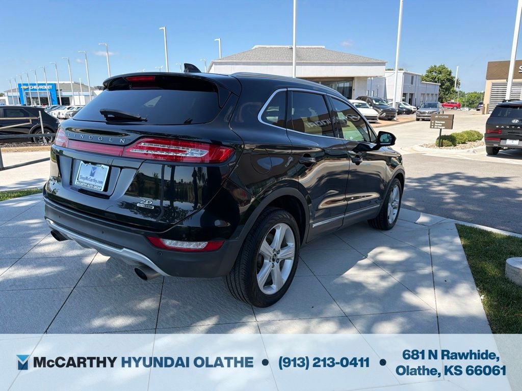 2015 Lincoln MKC Base
