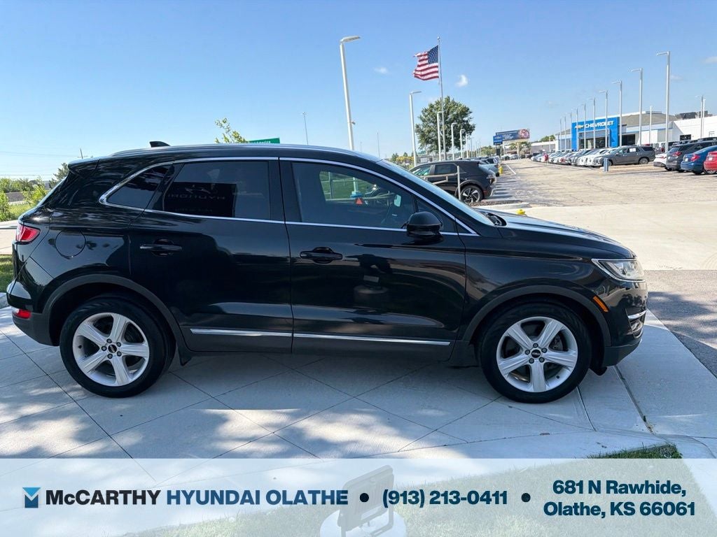 2015 Lincoln MKC Base