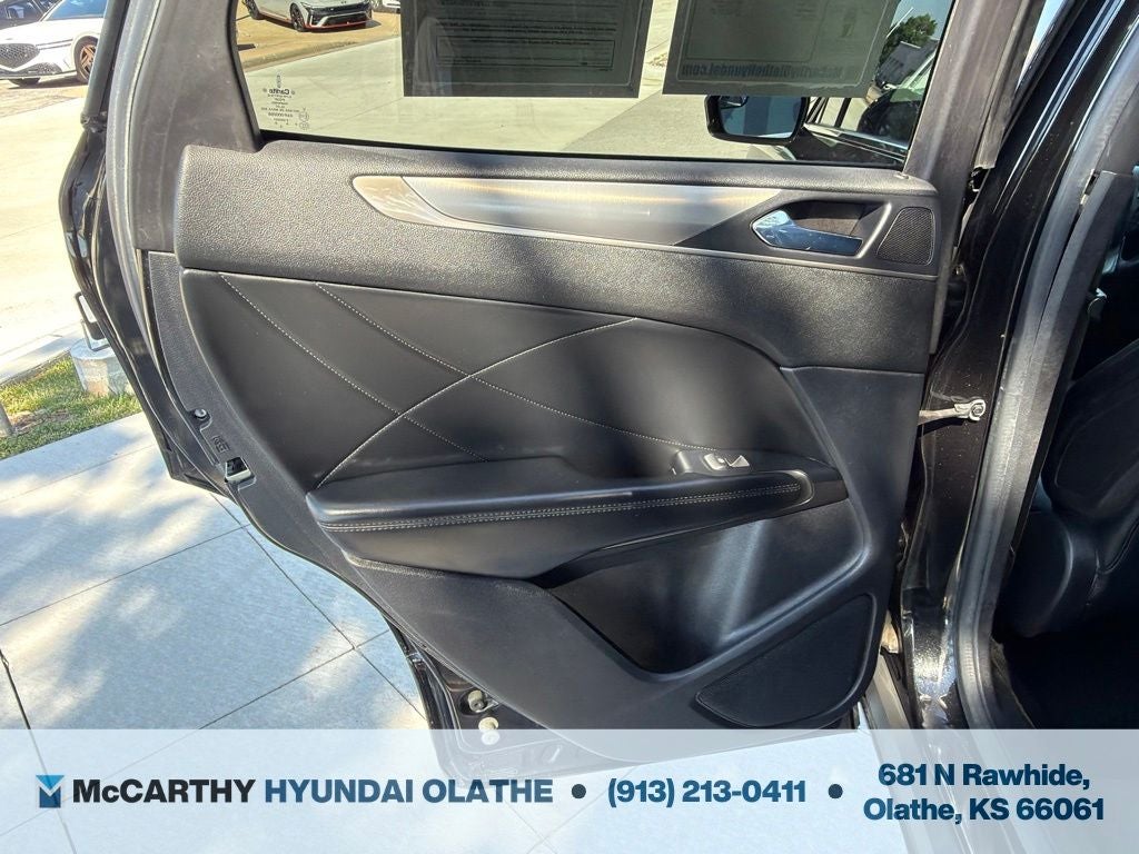 2015 Lincoln MKC Base