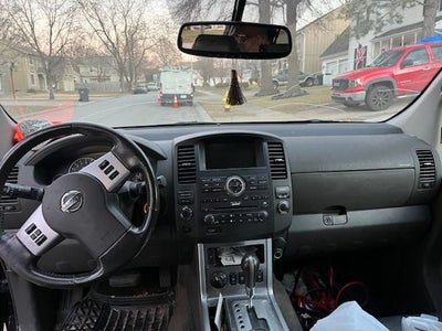 2011 Nissan Pathfinder Silver