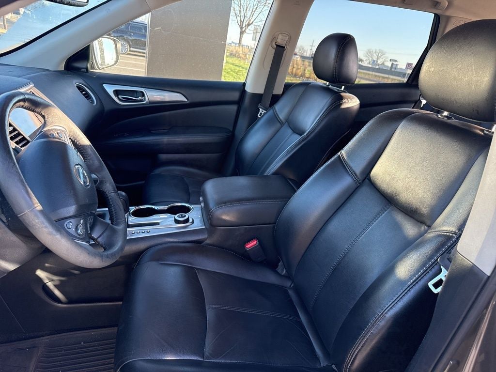 2019 Nissan Pathfinder SL