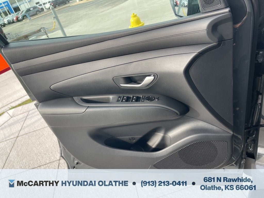 2026 Hyundai TUCSON SE