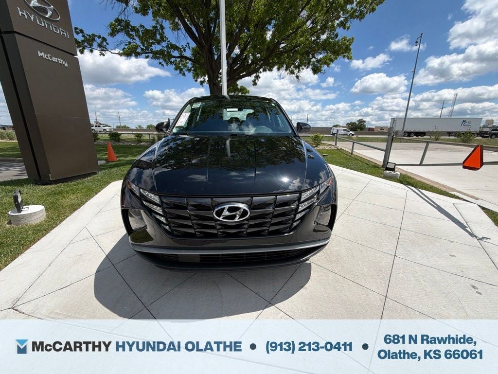 2023 Hyundai TUCSON SE