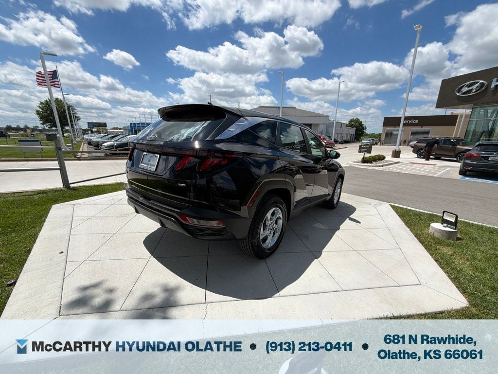 2023 Hyundai TUCSON SE