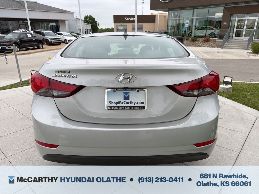 2015 Hyundai ELANTRA SE