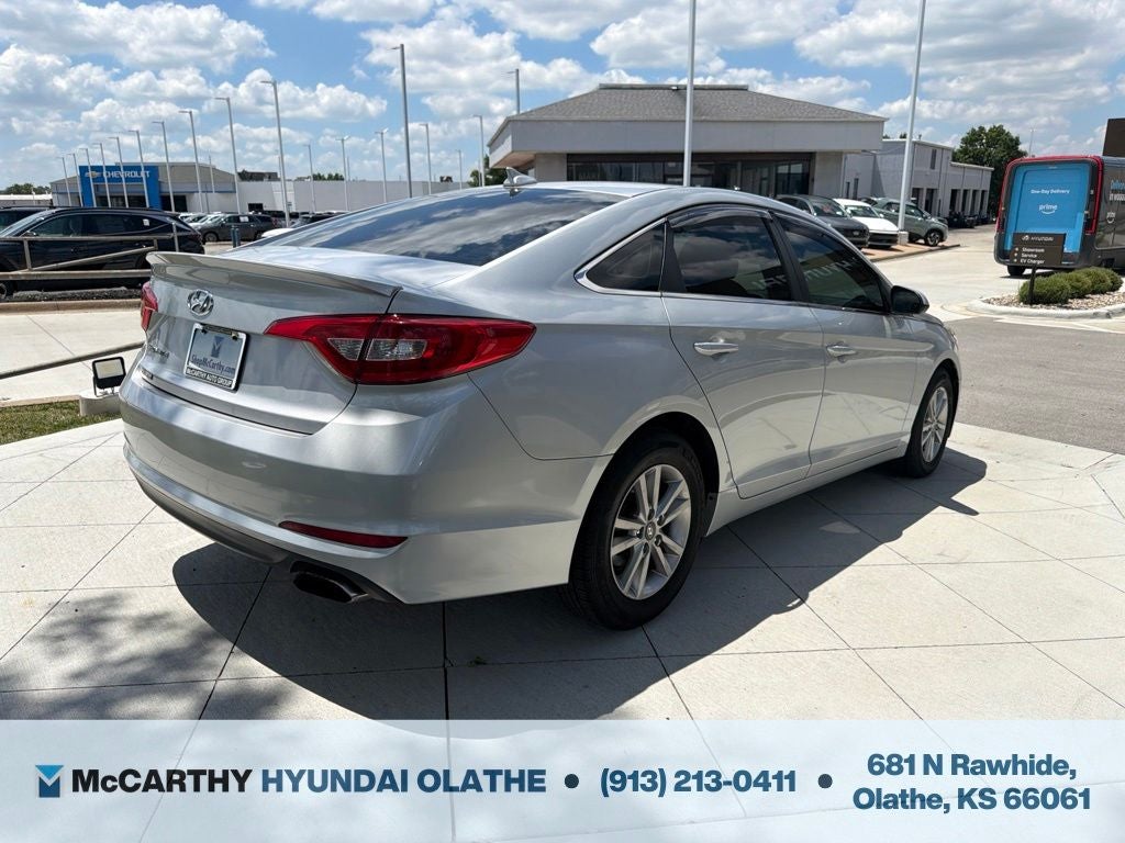 2016 Hyundai SONATA SE