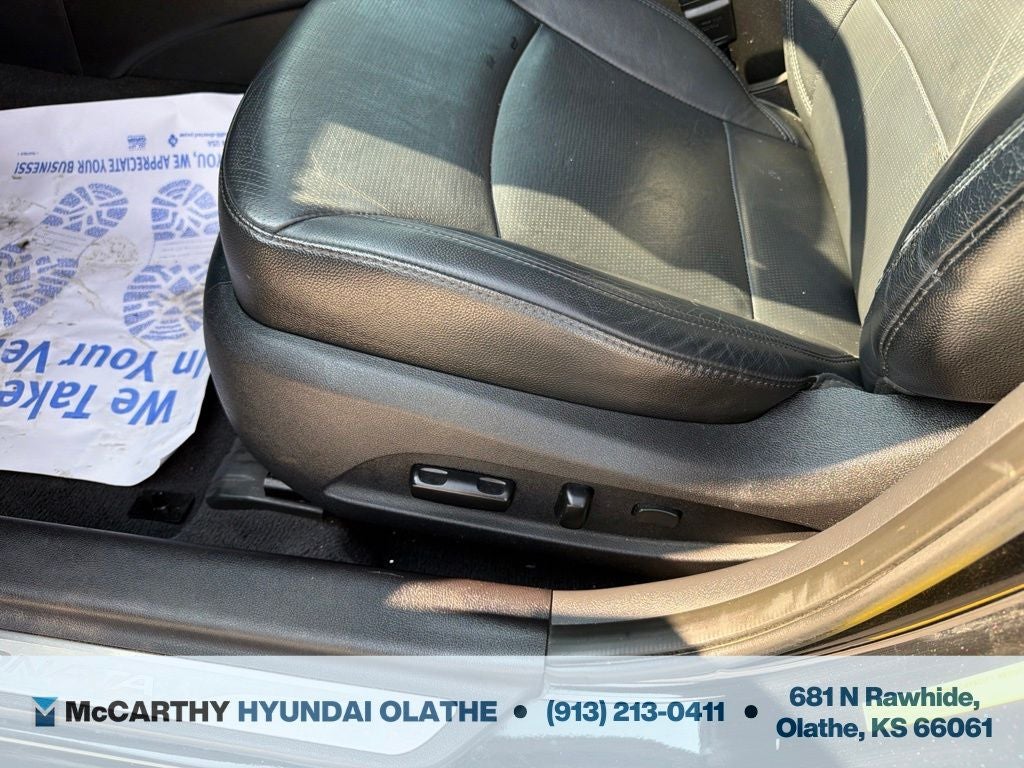 2011 Hyundai SONATA Limited