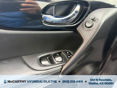 2017 Nissan Rogue Sport SV