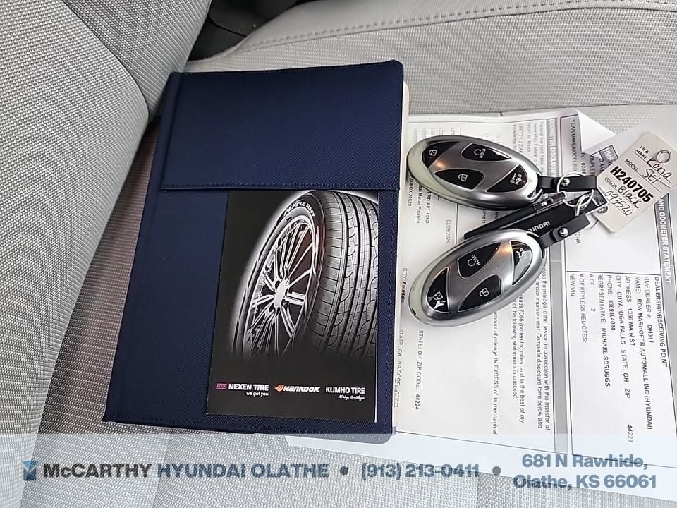 2024 Hyundai KONA SEL