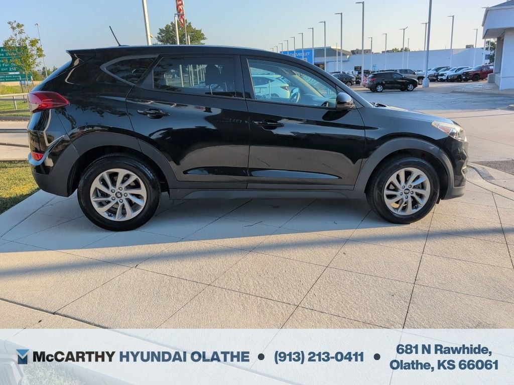 2017 Hyundai TUCSON SE