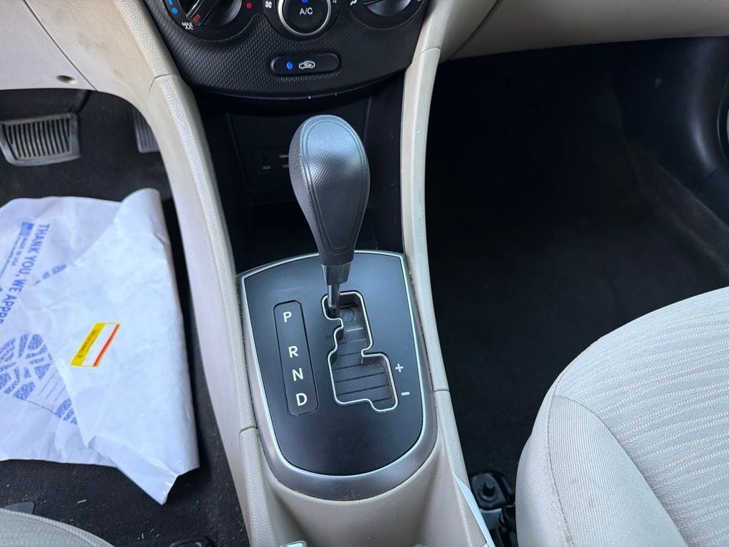2017 Hyundai ACCENT SE